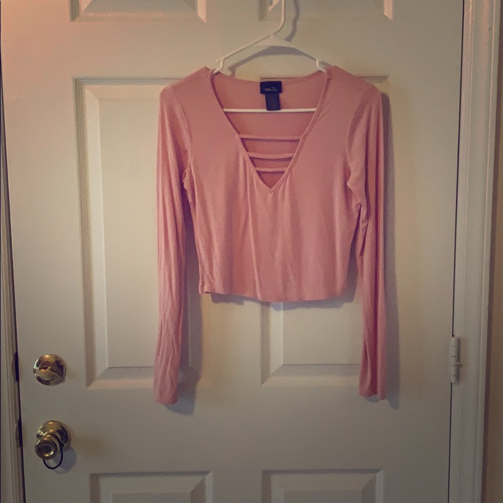 Soft pink crop top